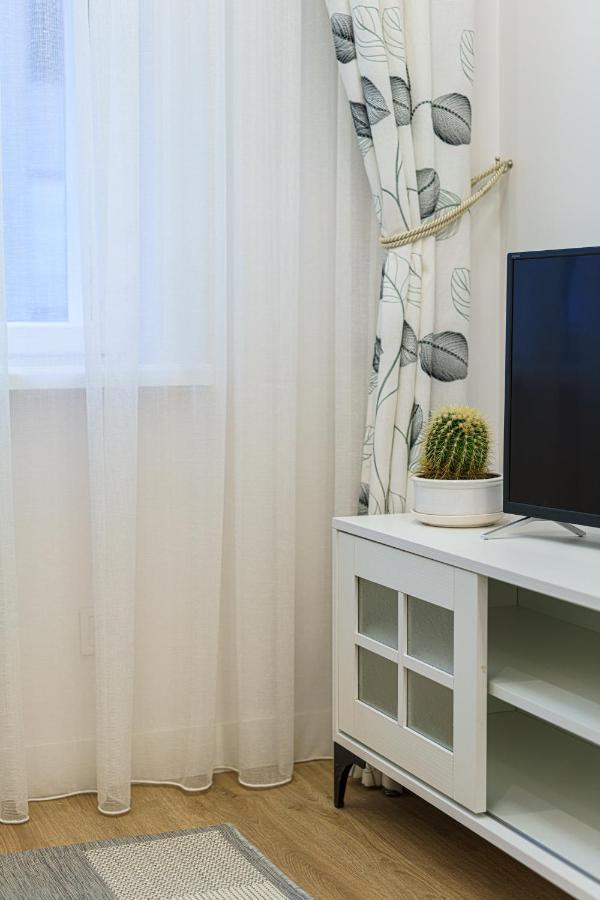 Modern Scandinavian Feeling-Prime Rentals Каунас Экстерьер фото